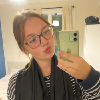 Babysitter στην περιοχή Ρεν: Clara