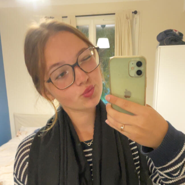 Babysitter in Rennes: Clara