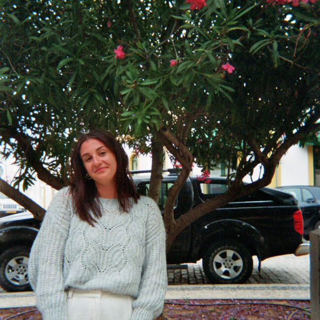 Babysitter in Poitiers: Jade