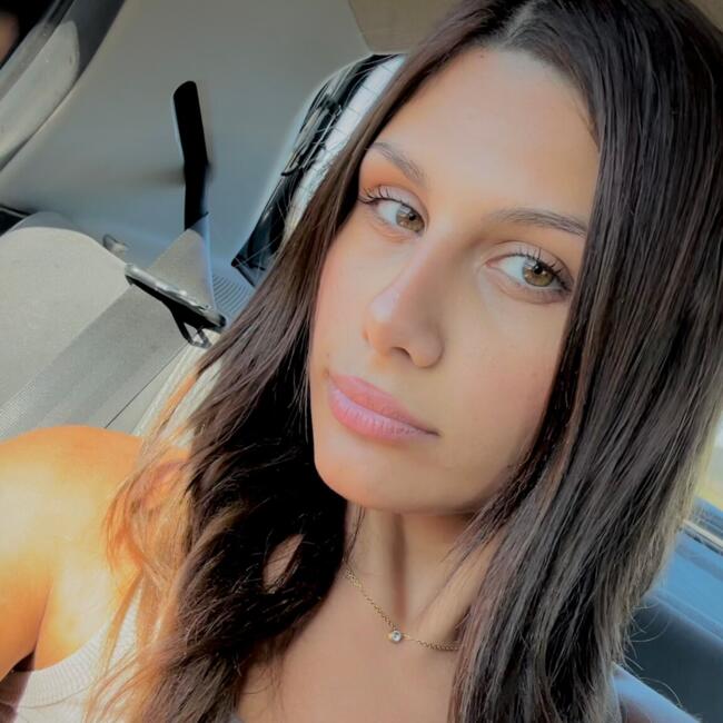 Babysitter in Santa Clara del Mar: Tania