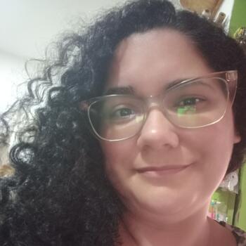 Babysitter in Guarapari: Tatiane
