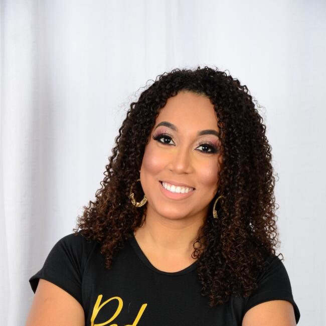 Babysitter in Vila Velha: Thaís