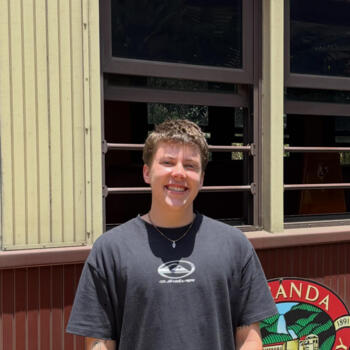 Babysitter Melbourne: Gryffin