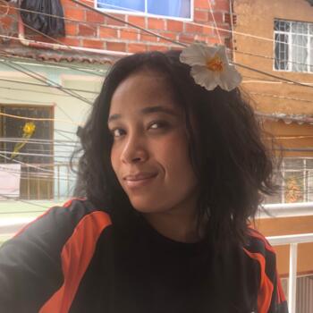 Babysitter in Floridablanca: Sharon