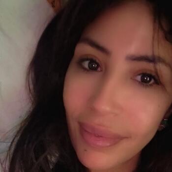 Baby-sitter Grandvillars: Noura