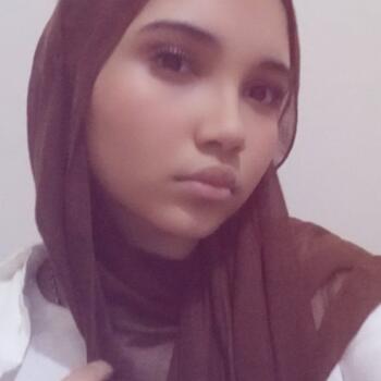 جليسة أطفال في أبوظبي: Maryam