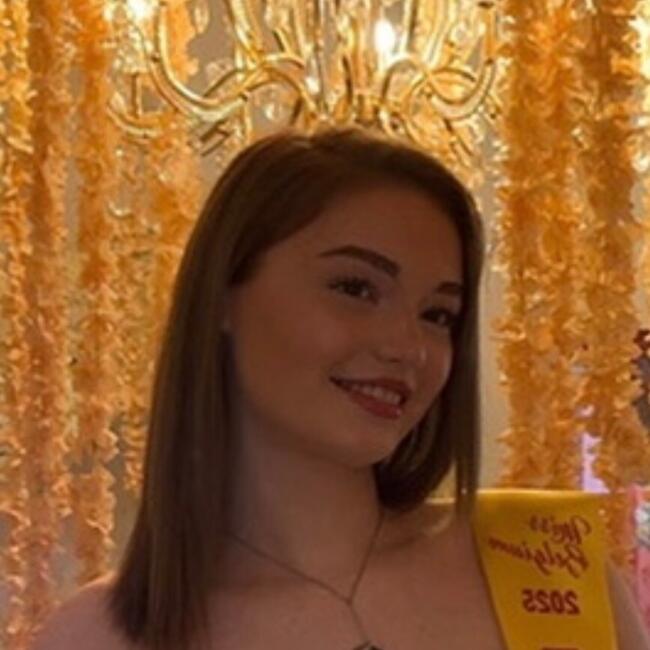 Babysitter in Charleroi: Zora