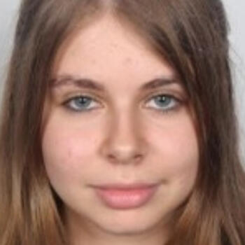 Babysitter in Cerelles: Simona