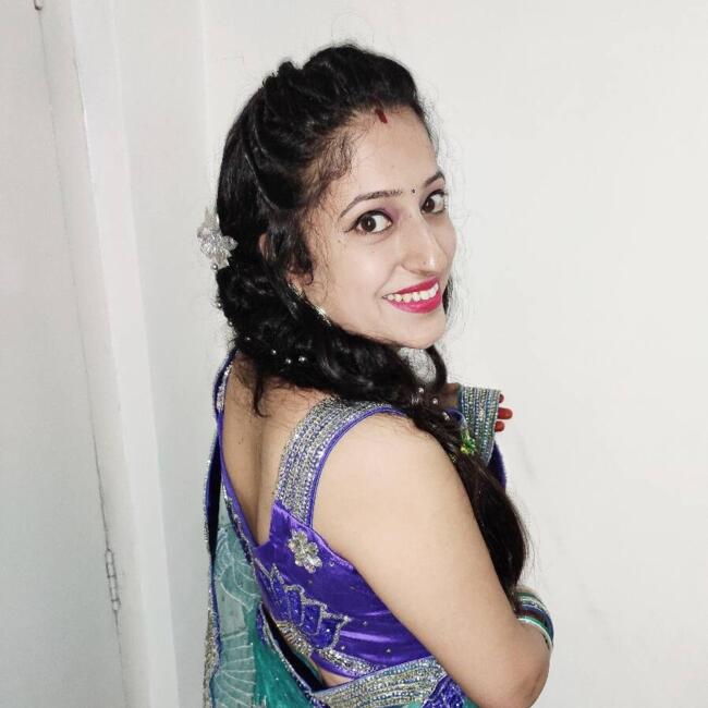 Babysitting job in Ghaziabad: Neha