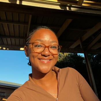 Babysitter in Cape Town: Tracey-lee