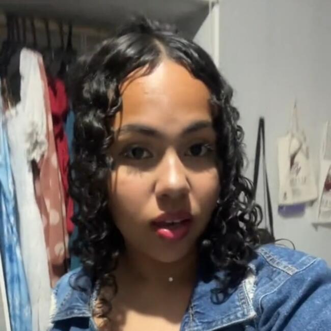 Babá em Goiânia: Isadora