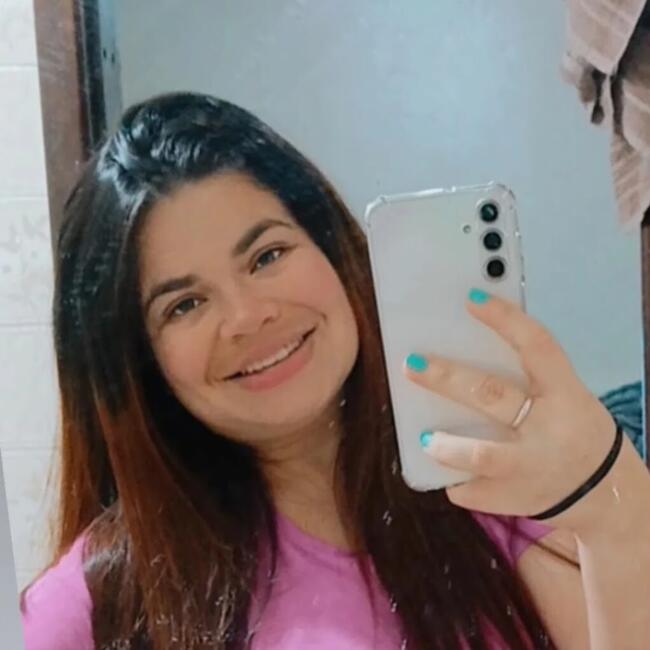 Babysitting job in Salvador do Sul: Gabriela
