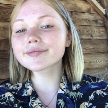 Shayna 21 Baby Sitter A Villemomble Babysits