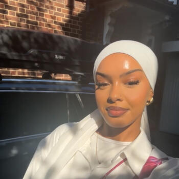 Niñera en London: Hajar