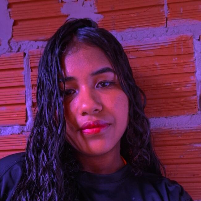 Babá em Rio Branco: Larisse