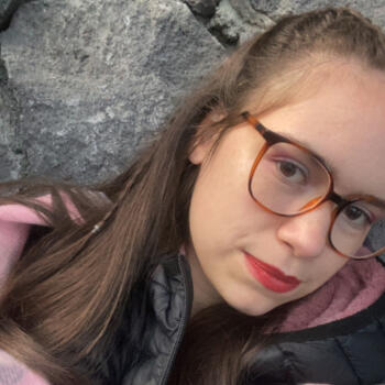 Babysitter in Clermont-Ferrand: Louisia