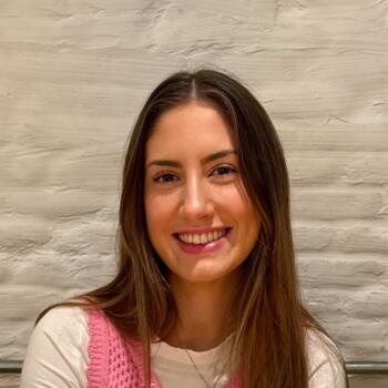 Babysitter London: Ella