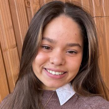 Babysitter in Bordeaux: Maria Eduarda