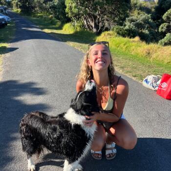 Babysitter in Auckland: Sammie