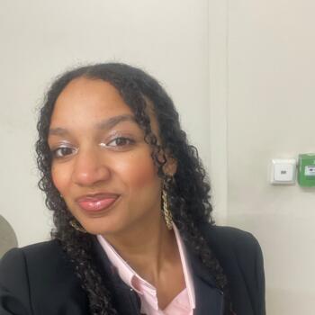 Babysitter Le Havre: Kaly