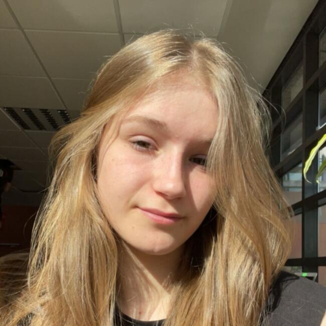 Babysitter in Rouen: Agathe