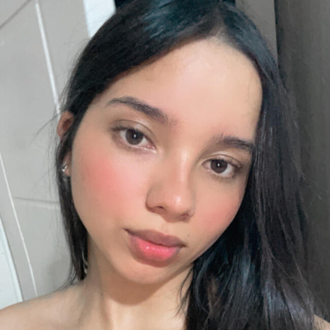 Babysitter in Cuenca: Genesis Cristal