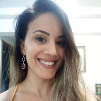 Emprego de babá em Maringá: emprego de babá Elaine