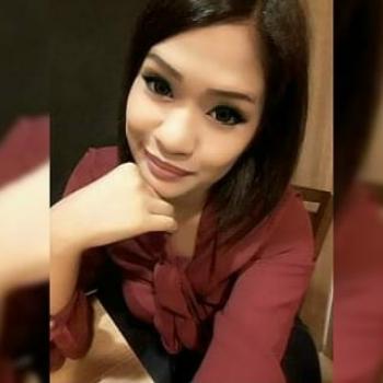 Babysitting job in Singapore: babysitting job Dayah