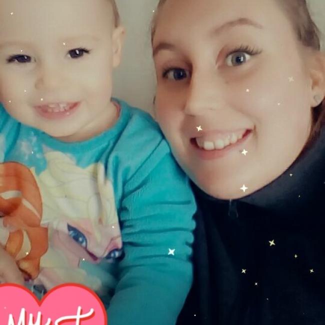 Niñera en La Louvière: Amandine