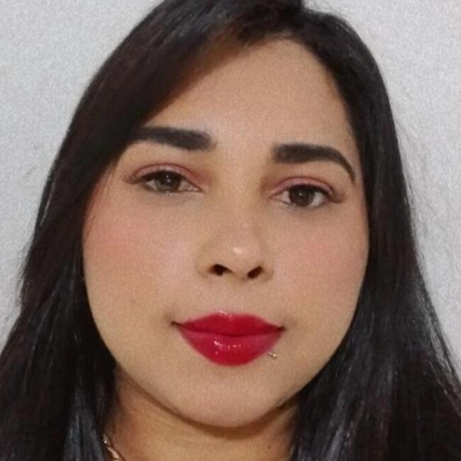 Babysitter in Brasília: Jônica