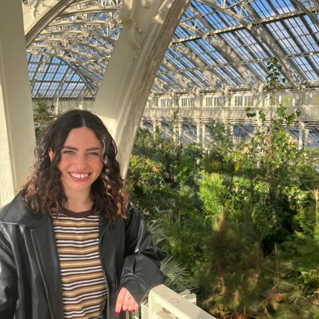 Babysitter in Kingston upon Thames: Anna