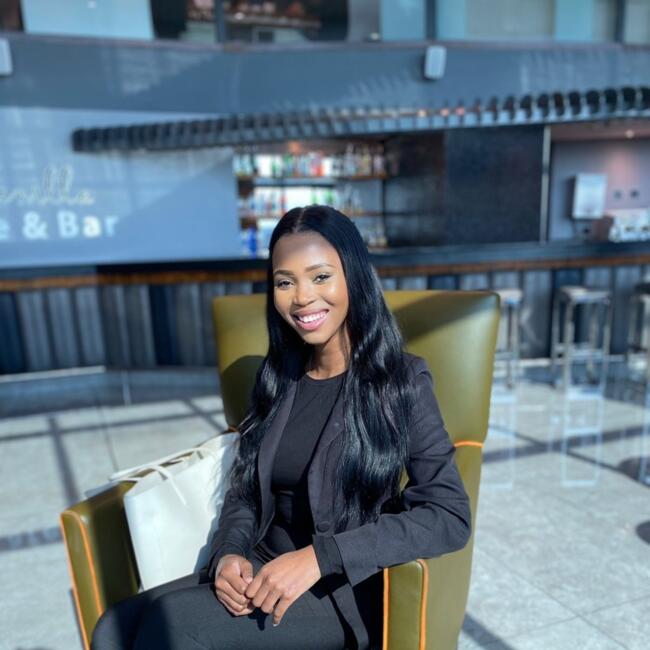 Babysitter in Newlands West: Noluthando