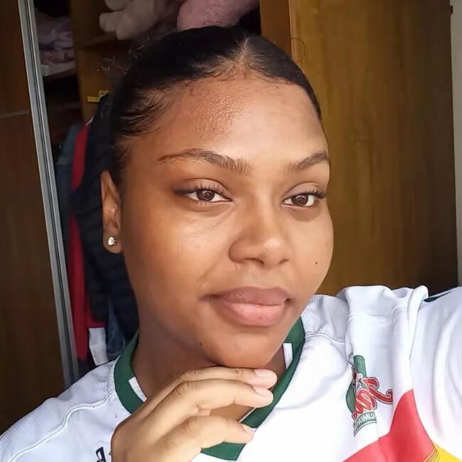 Babysitter in Caraguatatuba: Ana luiza