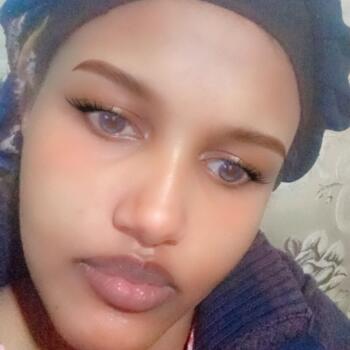 Babysitter Luton: Fatuma