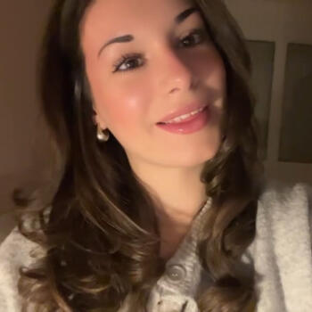 Babysitter in Saint-Jean-de-la-Ruelle: Jade