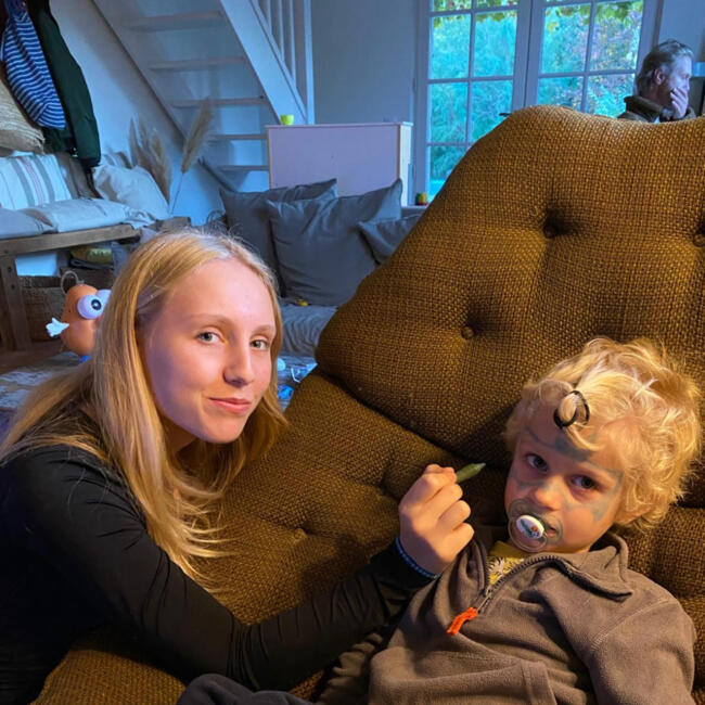 Babysitter in Amsterdam: Téa