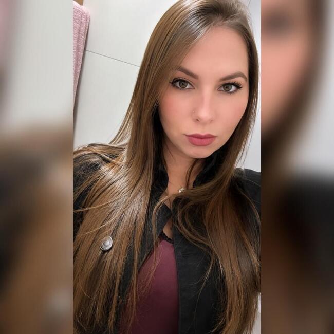 Babysitter in Santo André: Nayara