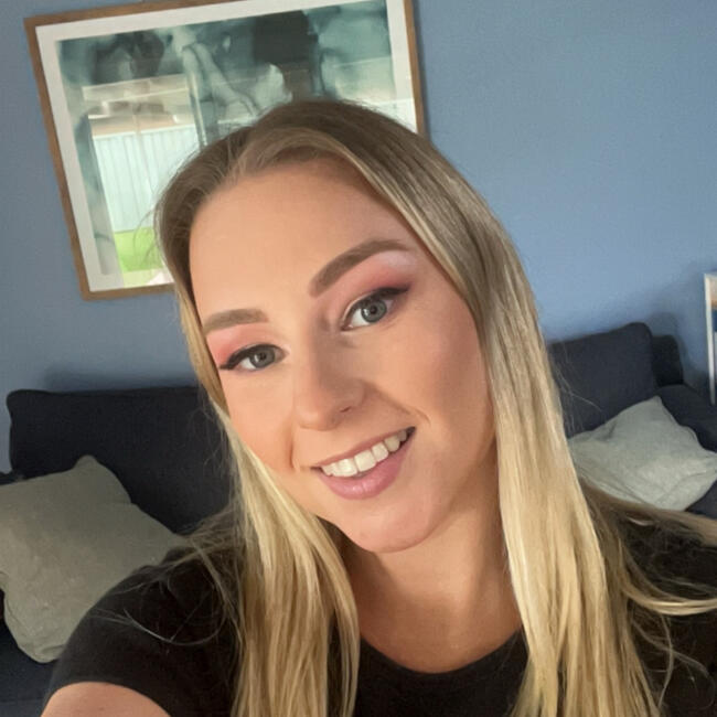 Babysitter in Sydney: Emma