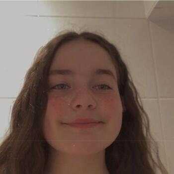 Babysitter in Eastleigh: Julia