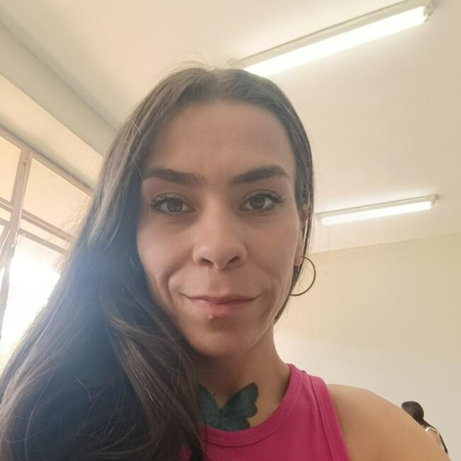 Emprego de babá em Araucária: Amanda