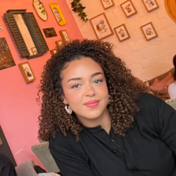 Babysitter in Krefeld: Esra