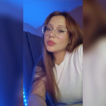 Niñera en Pimentel: FLOR STEPHANY