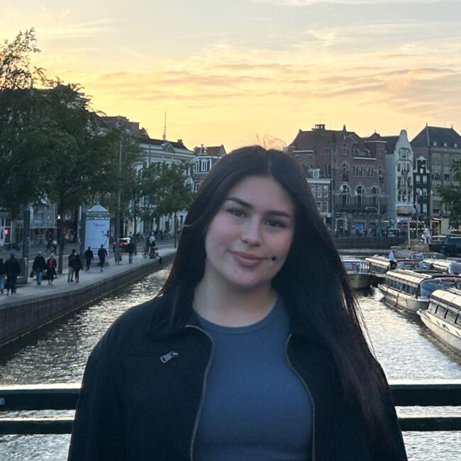 Niñera en Los Andes: Martina