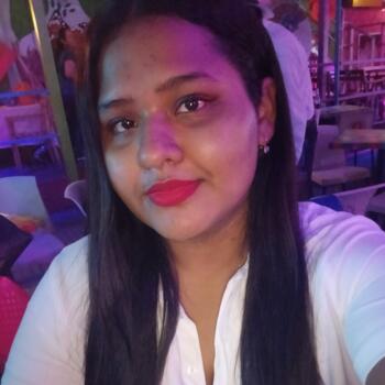 Trabajo para niñera en Neiva: trabajo de niñera Sthefani