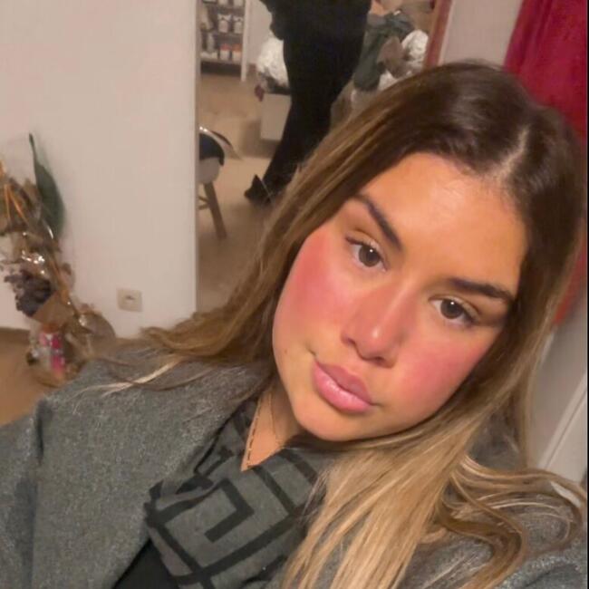 Babysitter in Brussel: Sara
