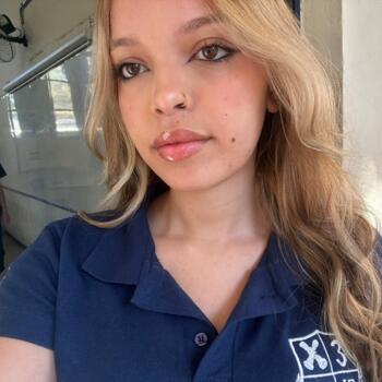 Babá em Contagem: Beatriz