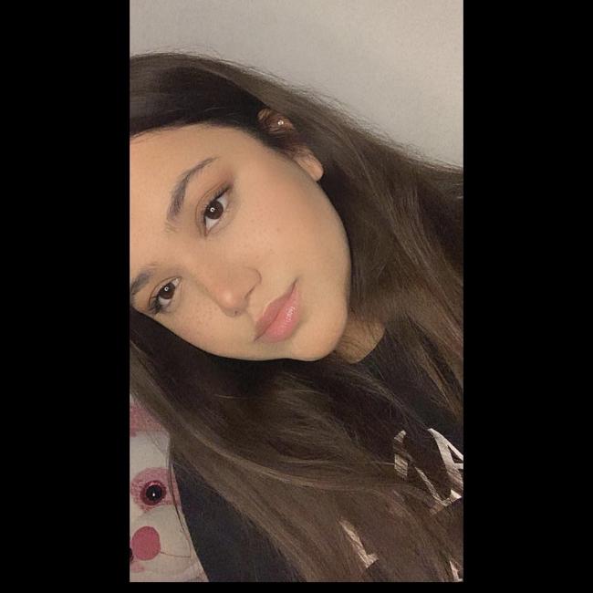 Babysitter in Molenbeek-Saint-Jean: Aleyna