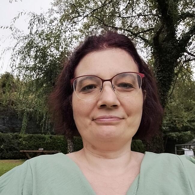 Nanny in Magnac-Lavalette-Villars: Laetitia