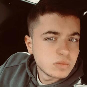 Babysitter em Huelva: Christian