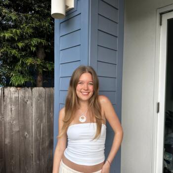 Babysitter in San Jose: Grace
